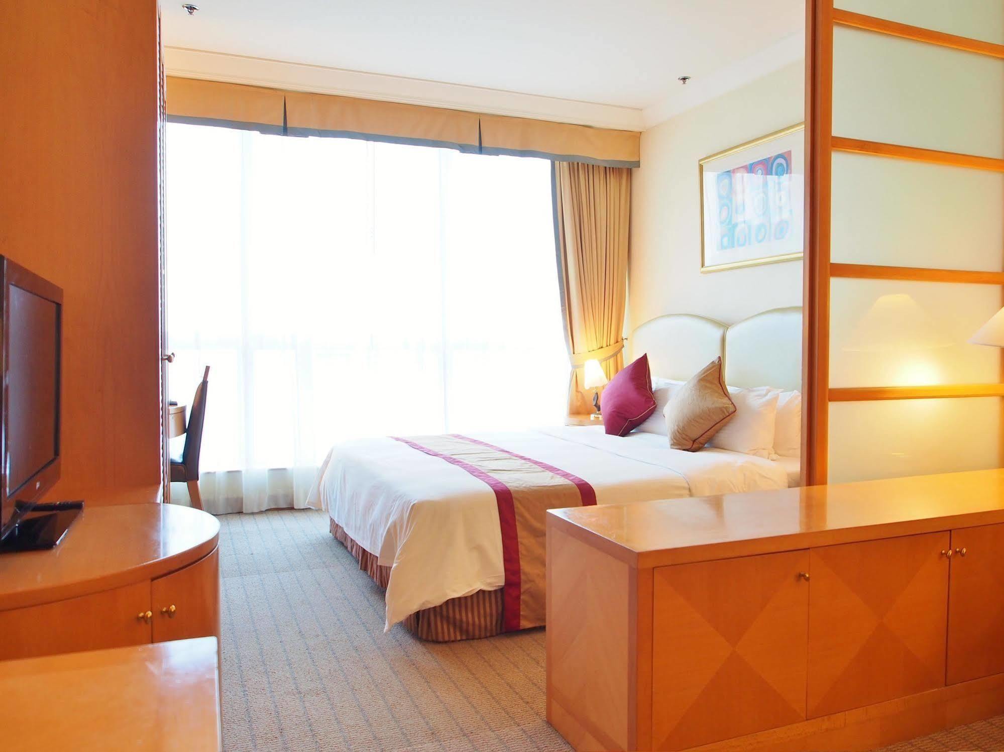 Harbour Plaza Resort City Hong Kong Ngoại thất bức ảnh